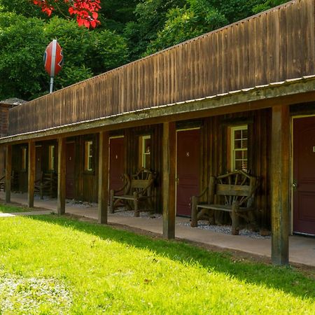 Seneca Pines Lodge Seneca Rocks Exteriér fotografie